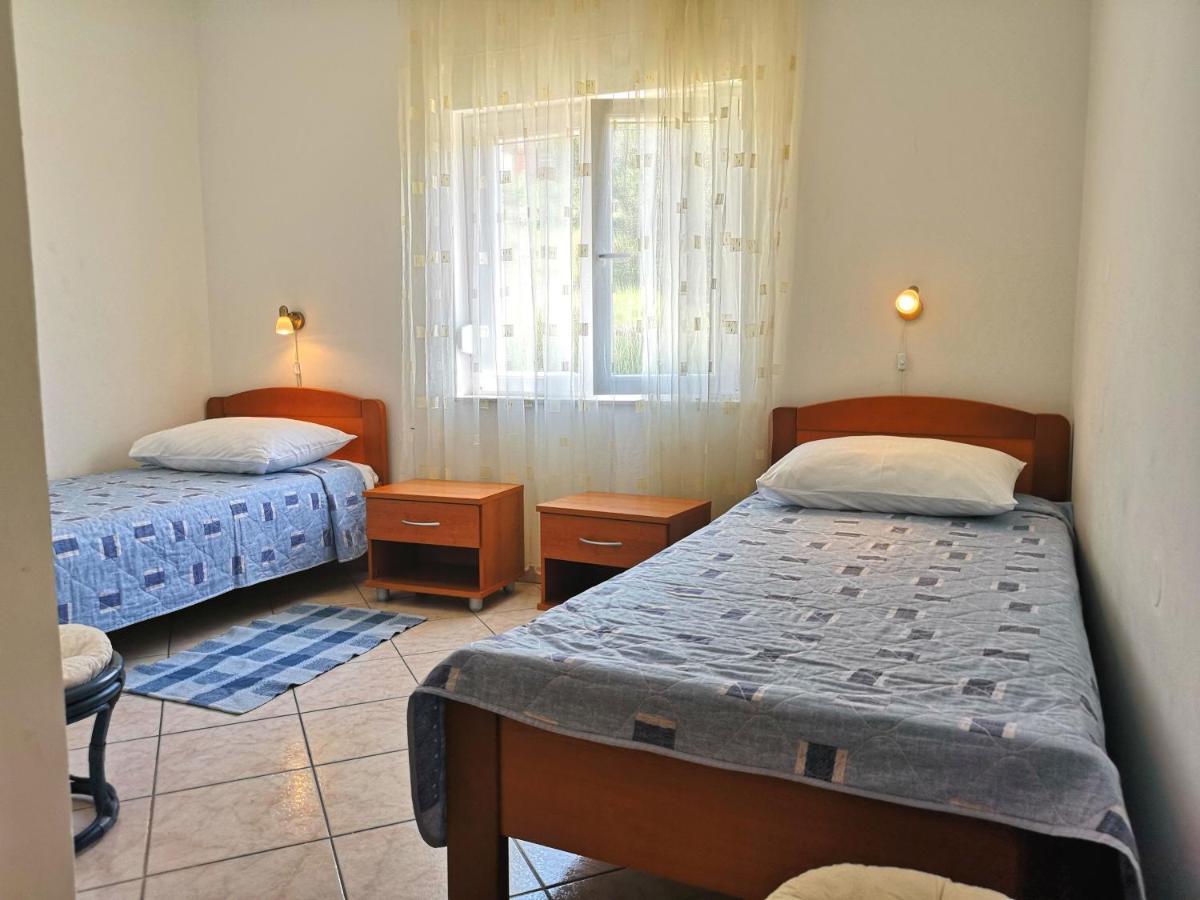 Apartments With A Swimming Pool Banjol, Rab - 11382 Exterior photo